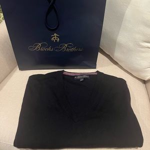 Navy blue Brooks Brothers, Italian wool sweater